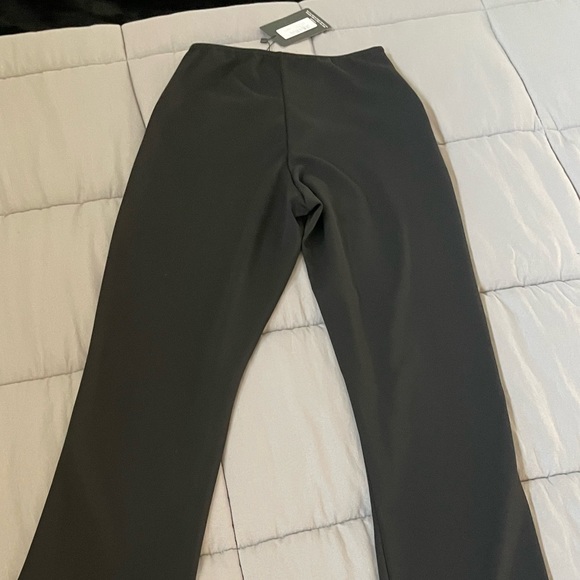 NWT Pretty Little Thing trendy cut out pants - Picture 6 of 6